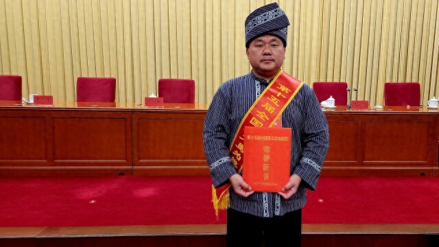 生死营救，他与歹徒尖刀对峙3小时 ——记“全国见义勇为模范”邹武成